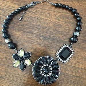 Premier Designs Statement Necklace